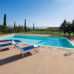 5 bedrooms villa with sea view private pool and furnished garden at Cupra Marittima