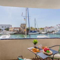 Studio Symar by Interhome