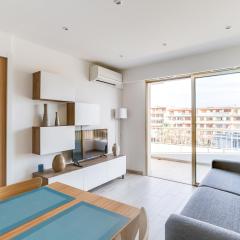 IMMOGROOM - Renovated apartment - Terrace - AC - Wifi