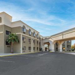 Comfort Inn & Suites Surprise Near Sun City West