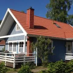Villa-Bunterkunt-am-Useriner-See