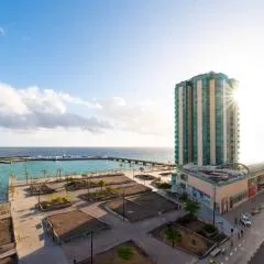Fee4Me: First Line Luxury Apartment