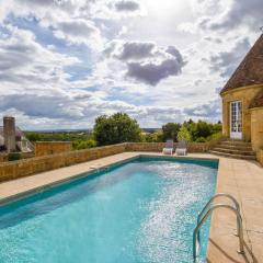 Gorgeous manor in the Auvergne with private pool