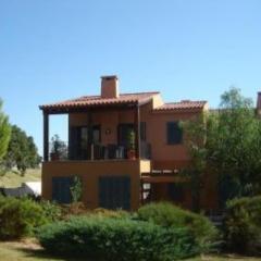 Casa bonmont con vistas al mar piscina y port aventura