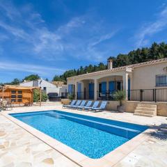 Holiday villa in F lines Minervois with pool