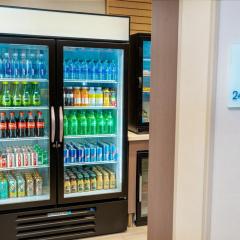 Holiday Inn Express & Suites - Las Vegas - E Tropicana by IHG