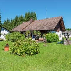 Apartment in G tenbach with nearby forest