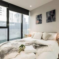 Central Melbourne CBD Lighthouse Apartment