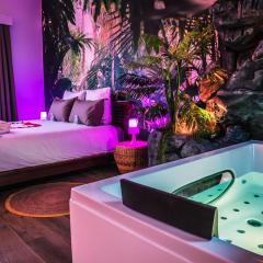 SECRET SUITE "Jungle" - Jacuzzi privatif - Gare RER C - Proche Paris