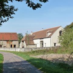 Beautiful farmhouse in Braize with private garden