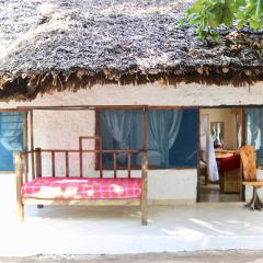 Room in Guest room - A wonderful Beach property in Diani Beach Kenya - A dream holiday place