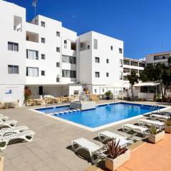 One bedroom apartement with sea view shared pool and furnished balcony at Sant Josep de sa Talaia