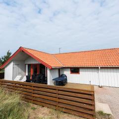 6 person holiday home in Hvide Sande