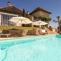 Villa in Saint-Bonnet with Private Pool
