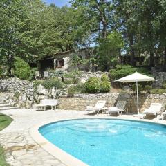 Charming Villa in Callas with Private Swimming Pool