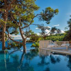Luxury Beachfront Villa Brac Bliss with private pool at the beach on Brac island - Sumartin