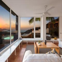 Superior A: private pool & concierge