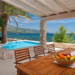 Luxury Beachfront Villa Gracia Grande With Private Pool at the Beach in Orebic - Peljesac