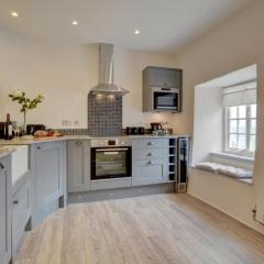 Seaview 1 Bed Apartment Sleeps 4 - Balcony - Tv