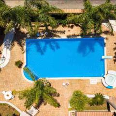 4 bedrooms villa with private pool jacuzzi and enclosed garden at Partinico 9 km away from the beach