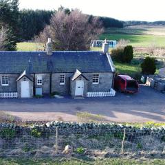 Mauldslie Hill Cottage