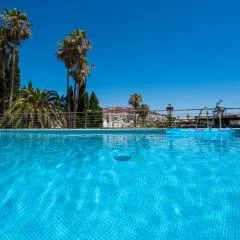 Villa Rosa luxury private large Villa to rent