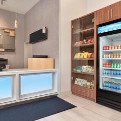 Holiday Inn Express - Jamaica - JFK AirTrain - NYC by IHG