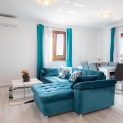 Kaylie Apartment