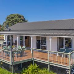 Harbour View Haven - Pauanui Holiday Home