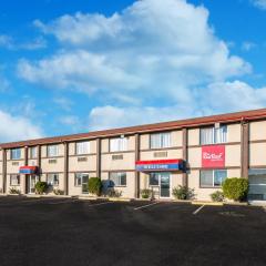 Red Roof Inn & Suites Wapakoneta