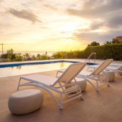 Villa Theo - Cap St Georges Resort