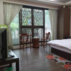 Coffee Street Homestay