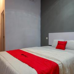 RedDoorz near Pasar Batang