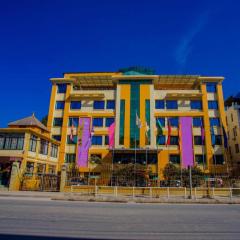 Yellow Pagoda Hotel