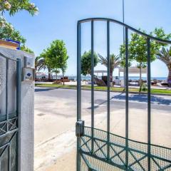 Nura's - Apartment AL MARE sea front