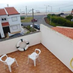 5 bedrooms house at A dos Cunhados 50 m away from the beach with sea view enclosed garden and wifi