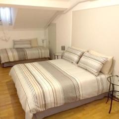 One bedroom apartement at Sanremo 40 m away from the beach with sea view furnished terrace and wifi