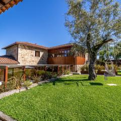 Luxurious House in Braga with Pool
