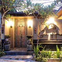 Sari House Ubud - Balinese Style Homestay