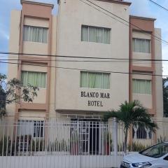 Blanco Mar Hotel