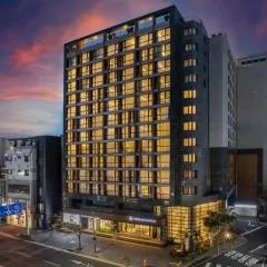 골든 데이지 호텔