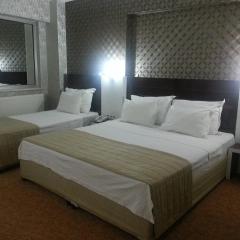 Anya Suit Otel