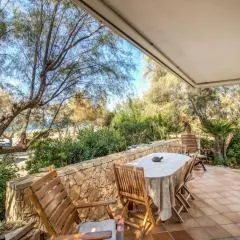 Emerald Holiday House