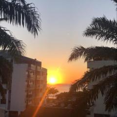 Apartamento área nobre da praia grande, vista para o mar, 3 suítes