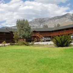 Corral Creek Lodge