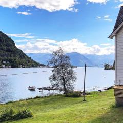 Holiday home øystese