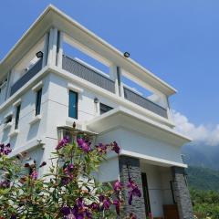 Gully Orchard Homestay
