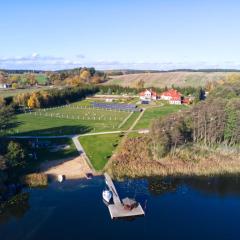 Przystań nad zatoką - Osada