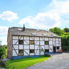 Spacious old farmhouse with top-of-the valley view