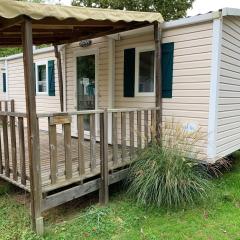 Bungalow de 2 chambres avec piscine partagee jardin amenage et wifi a Argences en Aubrac